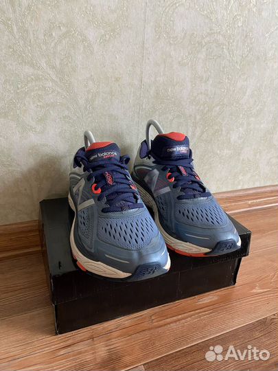 Кроссовки New Balance 860 v8 оригинал