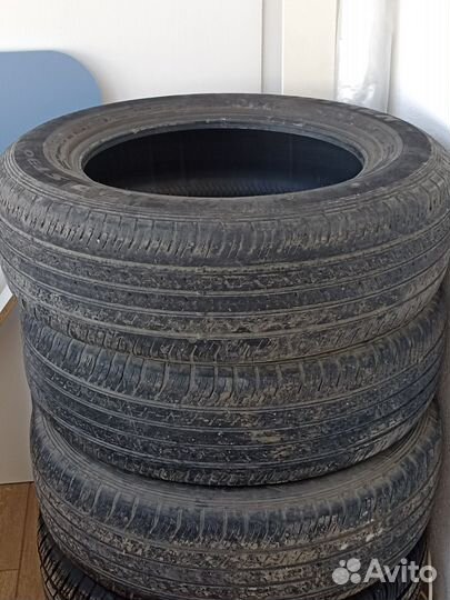 Dunlop Grandtrek ST30 225/65 R17 102H