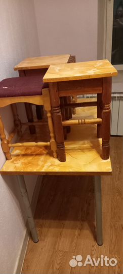 Кухонный стол и стулья комплект бу