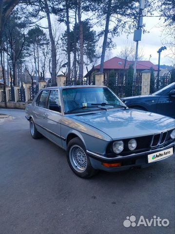 BMW 5 серия 2.0 MT, 1986, 200 000 км с пробегом, цена 700000 руб.