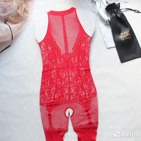 Км Сексуальные комбинезоны