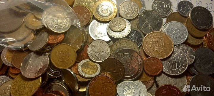Иностранные монеты оптом.весь мир + 137 штук