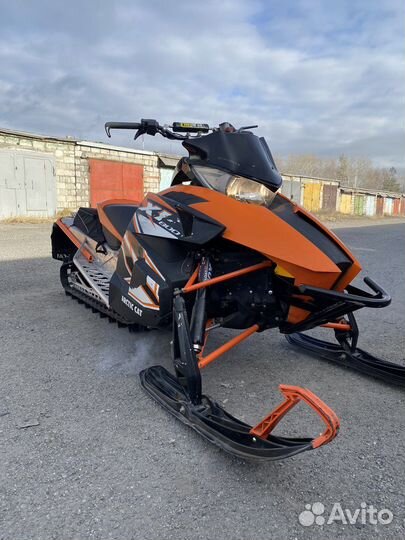 Горный снегоход Arctic Cat M800