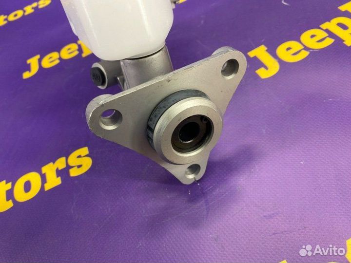 Главный тормозной цилиндр Toyota Corona AT190 4AFE