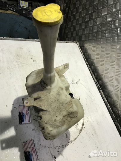 Бачок омывателя Ниссан Альмера Н16 Almera N16