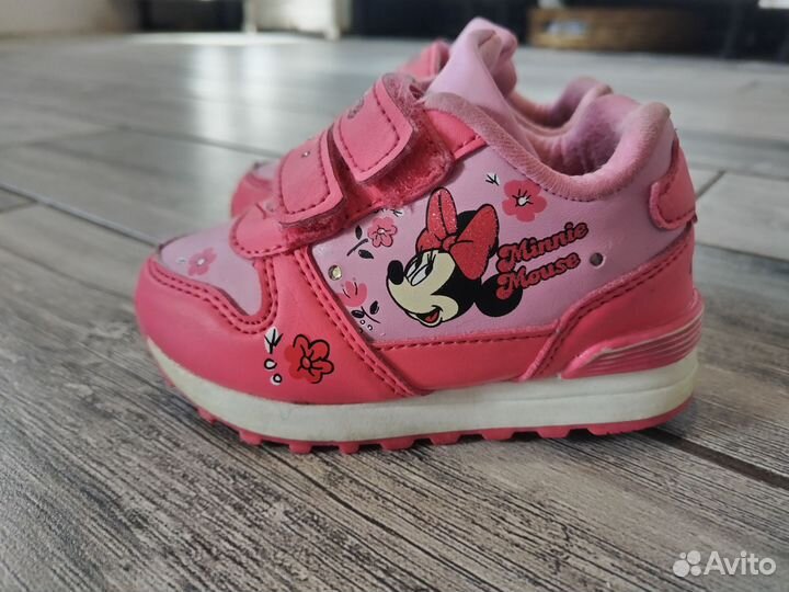 Кроссовки детские 20 размер