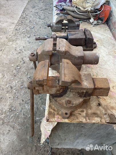 Тиски слесарные СССР