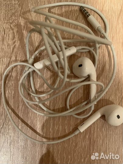 Наушники earpods