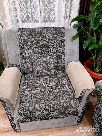 Диван и 2 кресла бу