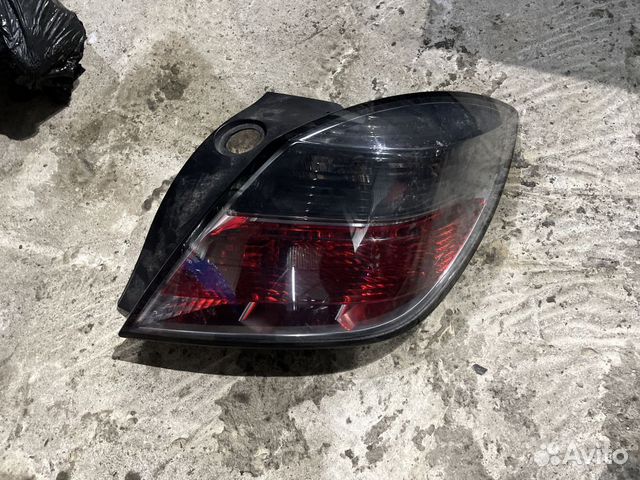 Фонарь задний правый opel astra h gtc 3d