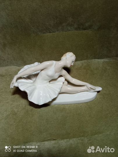 Фарфоровая статуэтка Балерина лзфи