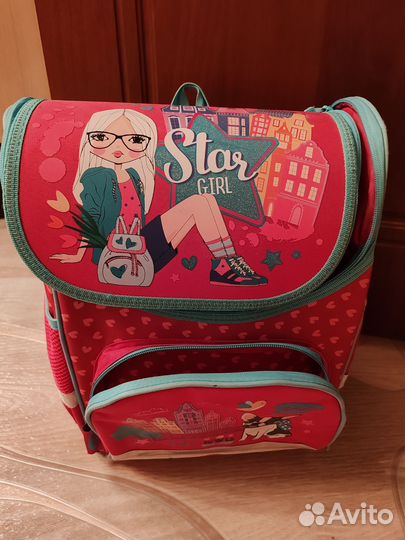 Портфель школьный для начальной школы