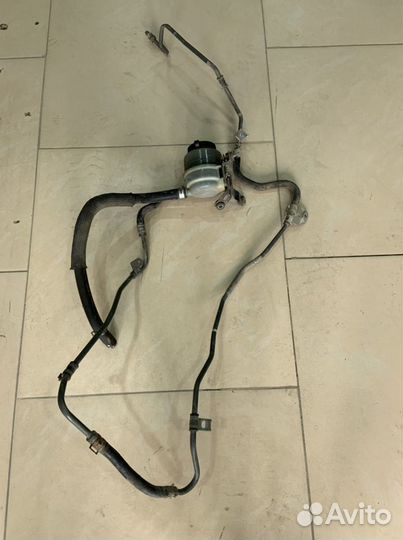 Бачок гидравлики Камри V40, 45