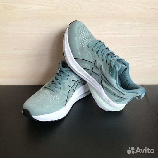 Кроссовки Asics женские зеленые летние