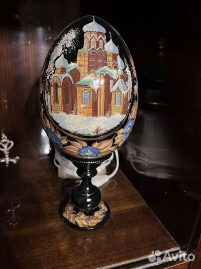 Яйцо декоративное деревянное