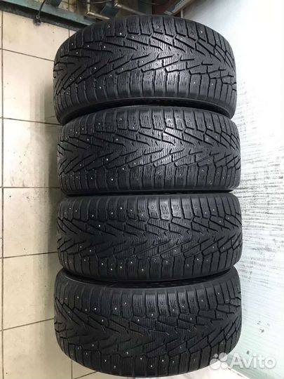 Nokian Tyres Hakkapeliitta 7 SUV 275/40 R20 101T