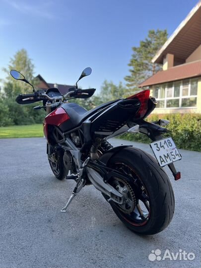 Продам шикарный мотоцикл Aprilia Dorsoduro 750