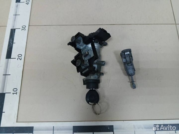 Замок зажигания комплект Skoda Rapid 2012-2020