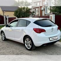 Opel Astra 1.4 AT, 2013, 101 300 км, с пробегом, цена 952 000 руб.