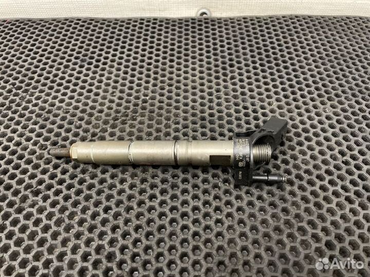 Форсунка топливная Mercedes-Benz E-Class W211