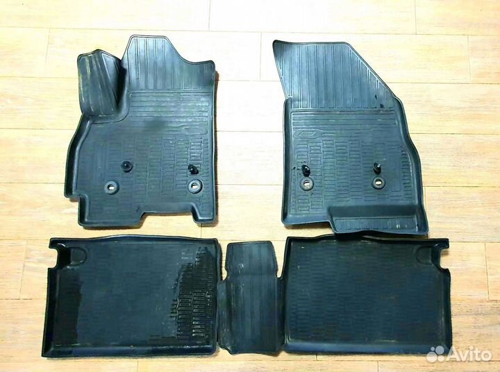 Ковры резиновые для Exeed LX