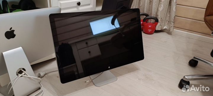 Apple thunderbolt display 27