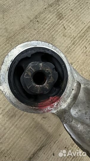 Передний рычаг на Cadillac Cts 2