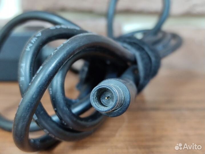 Зарядка для ноутбука HP 19V 4.74A (90W)