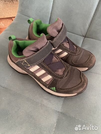 Кроссовки adidas