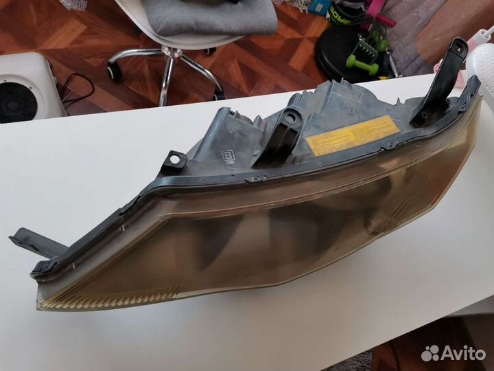 Передние фары Митсубиси аутлендер хл