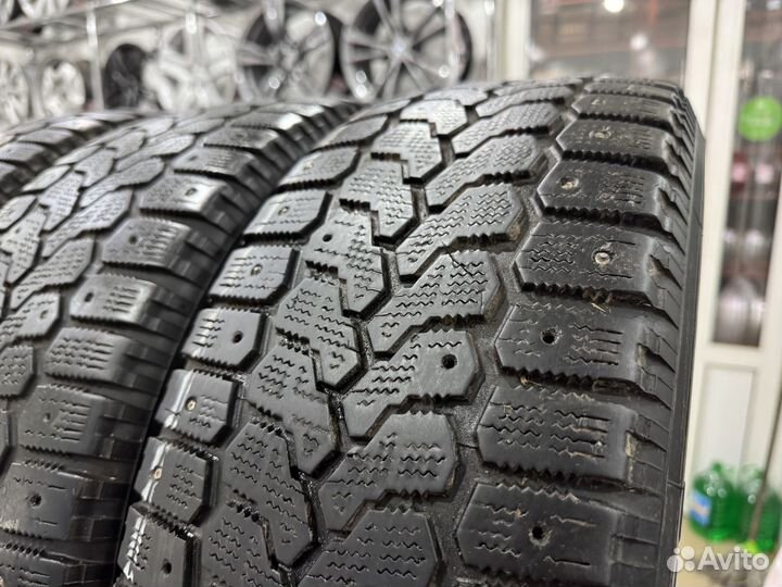 Yokohama F700 205/60 R16