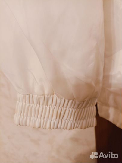 Ветровка 62-64 размер на хлопковом подкладе