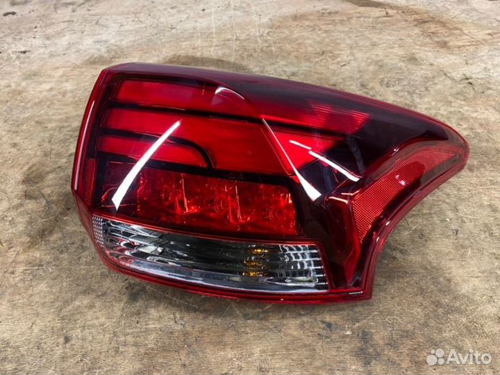 Фонарь Mitsubishi Outlander 3 GF задний аналог
