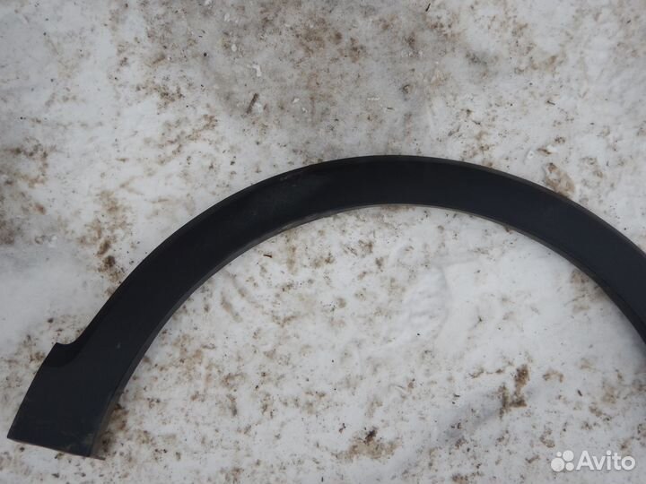 Накладка арки крыла передняя правая Renault Kaptur