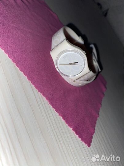 Часы swatch