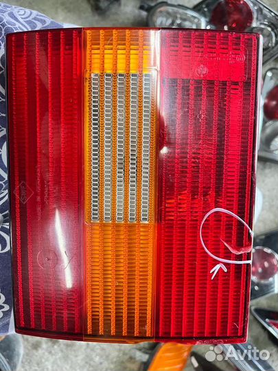 Фонарь L задний внутр. Volkswagen Passat B4