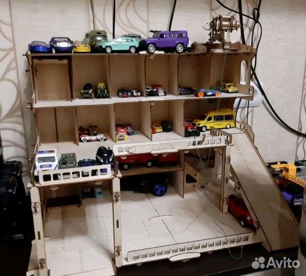 Игрушка парковка новая паркинг