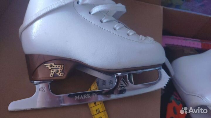 Коньки для фигурного катания профессиональные