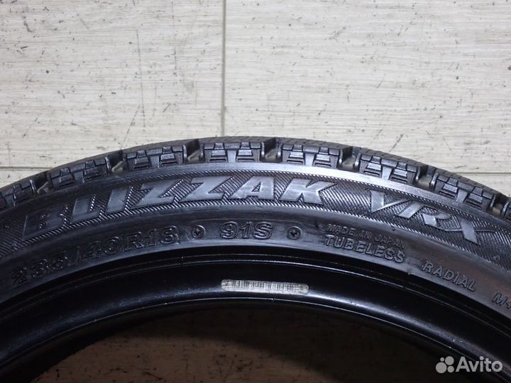 Bridgestone Blizzak VRX 235/40 R18 91S