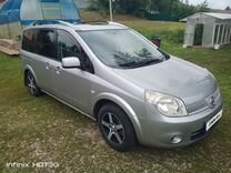 Nissan Lafesta 2.0 CVT, 2005, 171 000 км, с пробегом, цена 750 000 руб.