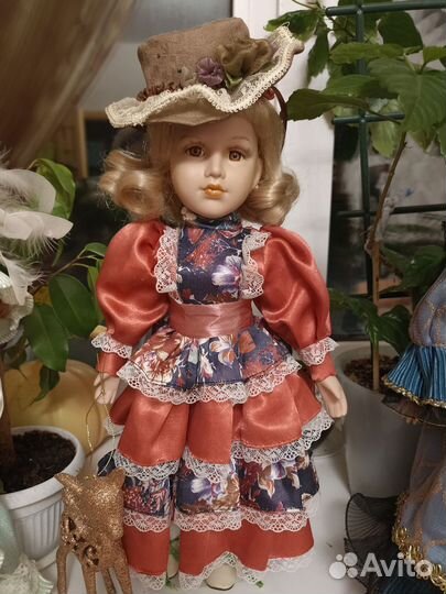 Куклы фарфоровые