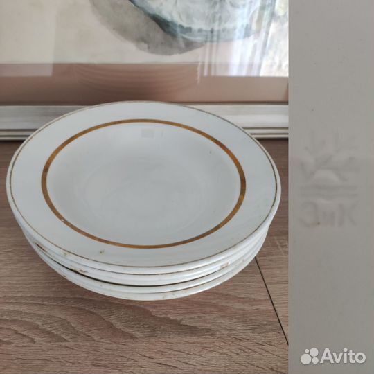 Набор столовой посуды с золотой окантовкой СССР