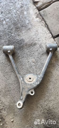 Задний левый нижний рычаг мл w163