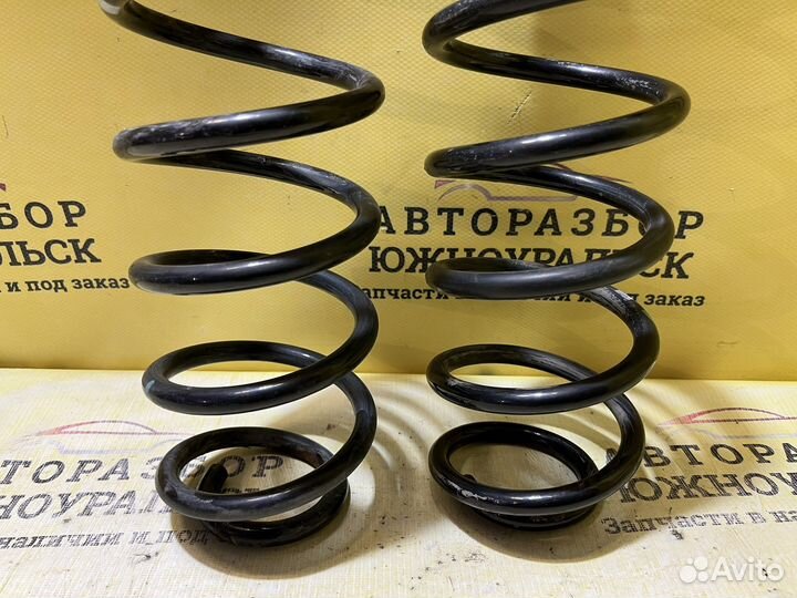 Задняя пружина амортизатора Peugeot 308 2010