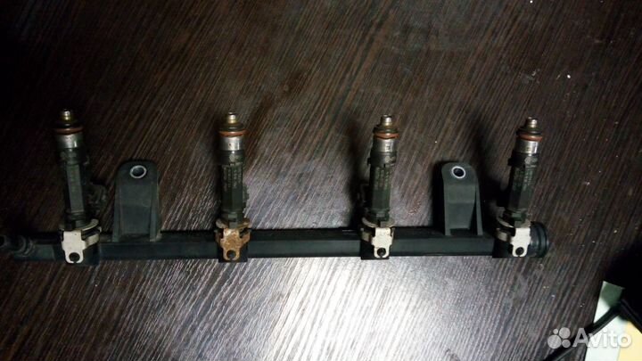 Рено логан топливная рампа с форсунками