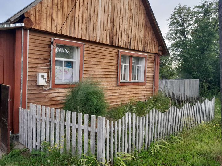 Дом 32 м² на участке 50 сот.