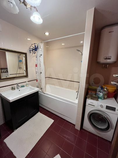 3-к. квартира, 105 м², 1/4 эт.