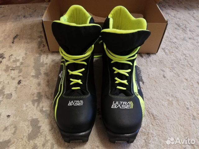 Лыжные ботинки