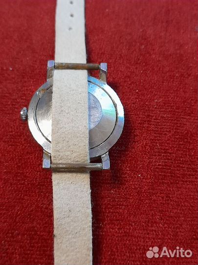 Часы наручные женские СССР