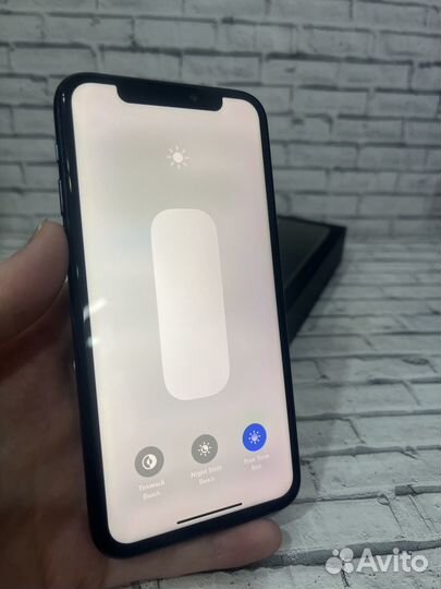 iPhone 11 Pro, 64 ГБ